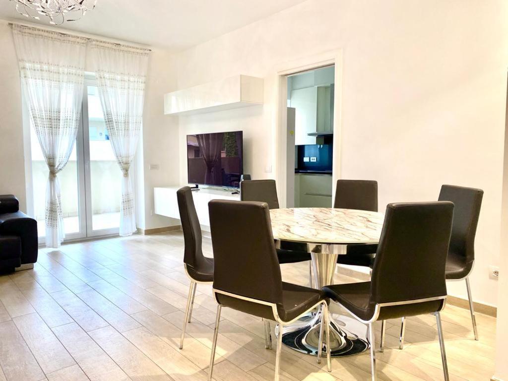 Apartamento Mpm - Belinzaghi 5 6 Pax Milán Exterior foto