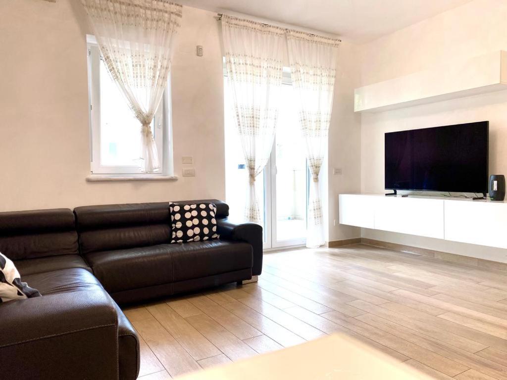 Apartamento Mpm - Belinzaghi 5 6 Pax Milán Exterior foto
